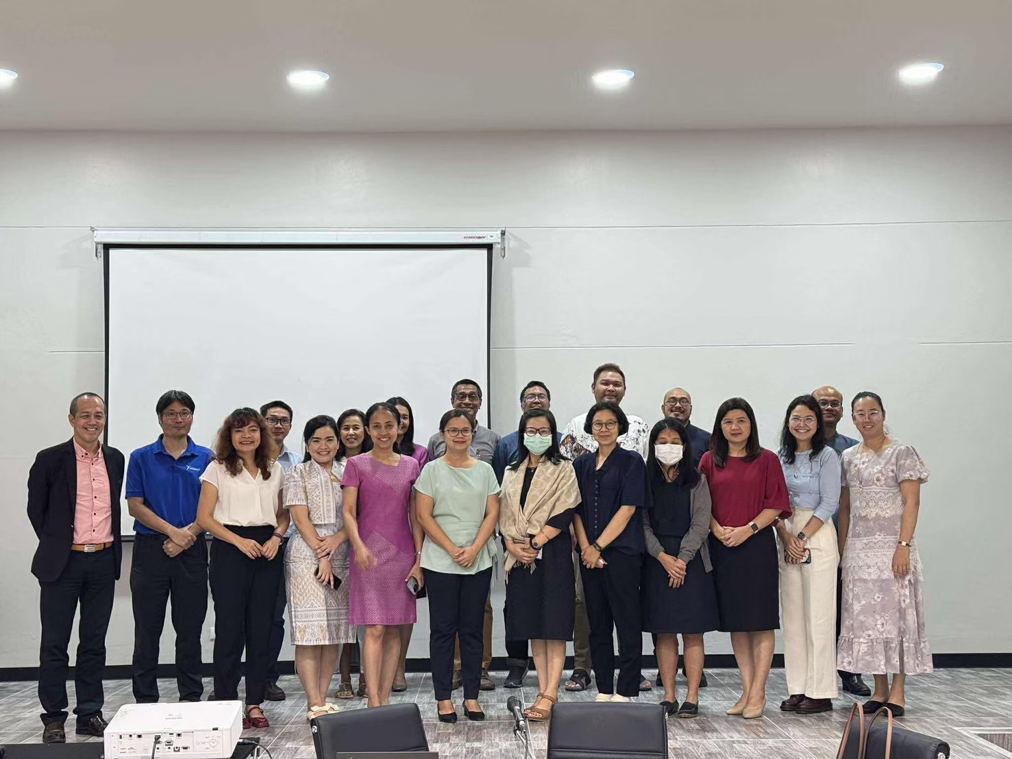 Solägen SOLGEN Holds Meeting to Discuss Remedial Teaching for Students with ...